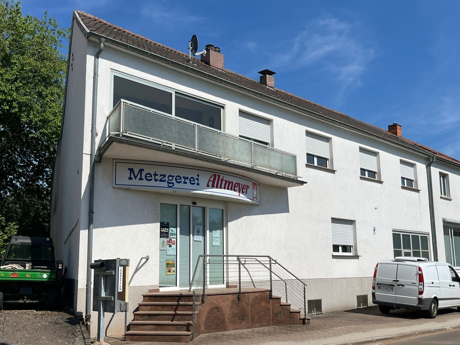 GRESAUBACH : Wohn- und Geschäftshaus mit seit 1958 bestehender = TRADITIONSMETZGEREI = !  GRESAUBACH : Wohn- und Geschäftshaus mit seit 1958 bestehender = TRADITIONSMETZGEREI = !