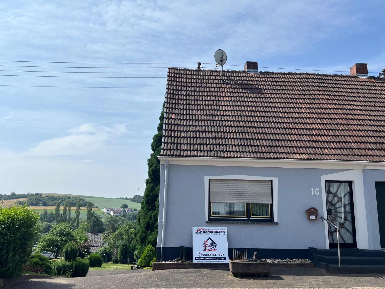 LEBACH : KLEINES Haus mit ANBAU - POTENTIAL und 1506 m² TRAUMGRUNDSTÜCK !  LEBACH : KLEINES Haus mit ANBAU - POTENTIAL und 1506 m² TRAUMGRUNDSTÜCK !