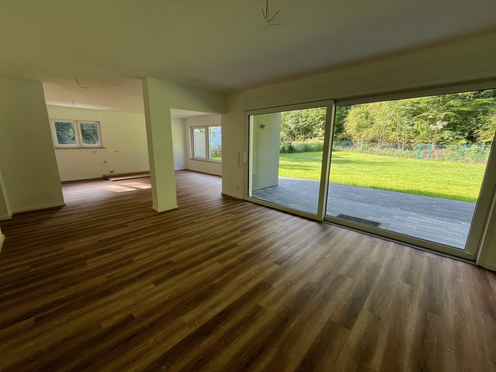 GERSWEILER : Hochwertiger ERSTBEZUG im ERDGESCHOSS nach SANIERUNG in WALDRANDLAGE !  GERSWEILER : Hochwertiger ERSTBEZUG im ERDGESCHOSS nach SANIERUNG in WALDRANDLAGE !