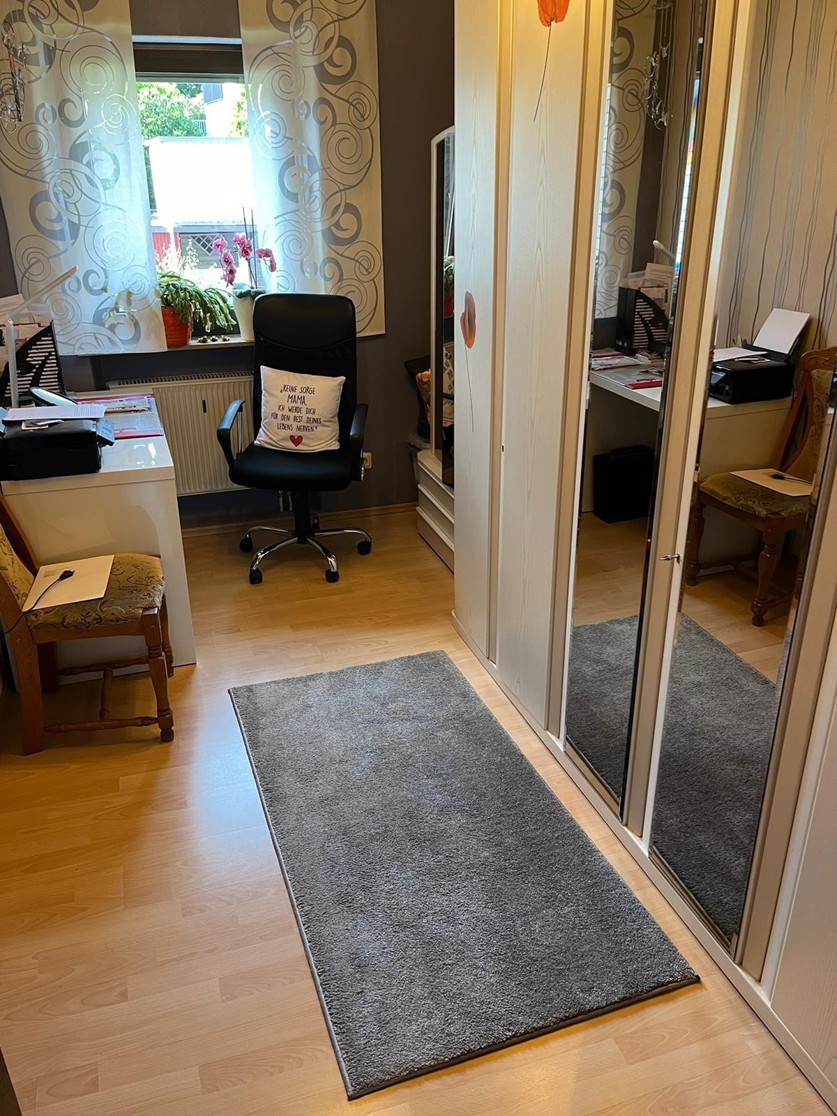 Büro / Kinderzimmer OG