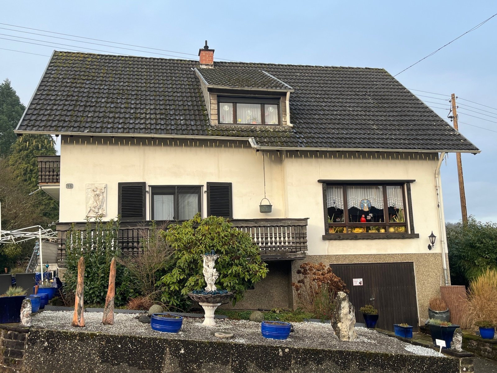 WUSTWEILER : 1-2 FH mit POTENTIAL und 2689 m² GRUNDSTÜCK in TRAUMLAGE ! WUSTWEILER : 1-2 FH mit POTENTIAL und 2689 m² GRUNDSTÜCK in TRAUMLAGE !