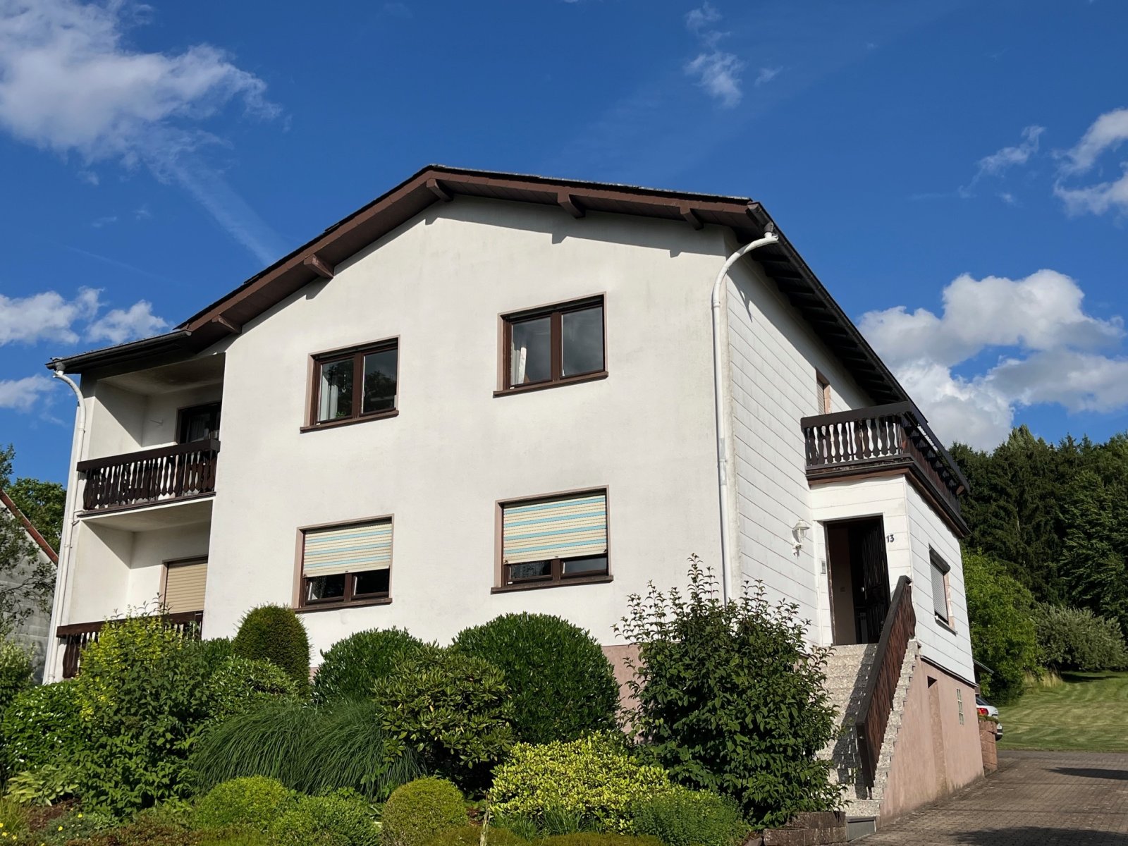 Tholey / ÜBERROTH : Solides 1 - 2 FAMILIENHAUS mit 3647 m² GRUNDSTÜCK in ruhiger LAGE ! Tholey / ÜBERROTH : Solides 1 - 2 FAMILIENHAUS mit 3647 m² GRUNDSTÜCK in ruhiger LAGE !