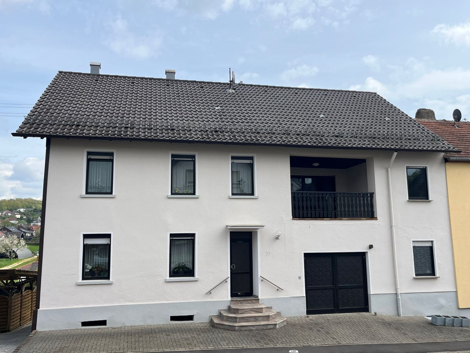 GRESAUBACH : Gepflegtes und solides HAUS mit AUSBAUKAPAZITÄT ! GRESAUBACH : Gepflegtes und solides HAUS mit AUSBAUKAPAZITÄT !