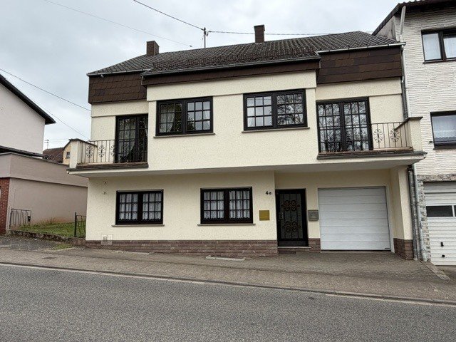 Vielseitige Praxisfläche in Eppelborn – 110 m² mit guter Ausstattung und zentraler Lage Vielseitige Praxisfläche in Eppelborn – 110 m² mit guter Ausstattung und zentraler Lage