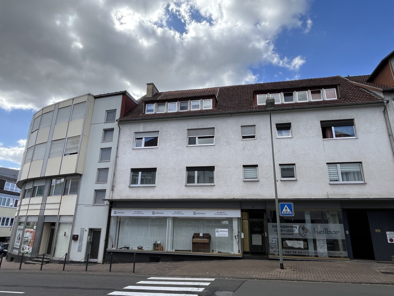 LEBACH : BÜRO- / PRAXISFLÄCHE mit BALKON in zentraler LAGE ! LEBACH : BÜRO- / PRAXISFLÄCHE mit BALKON in zentraler LAGE !