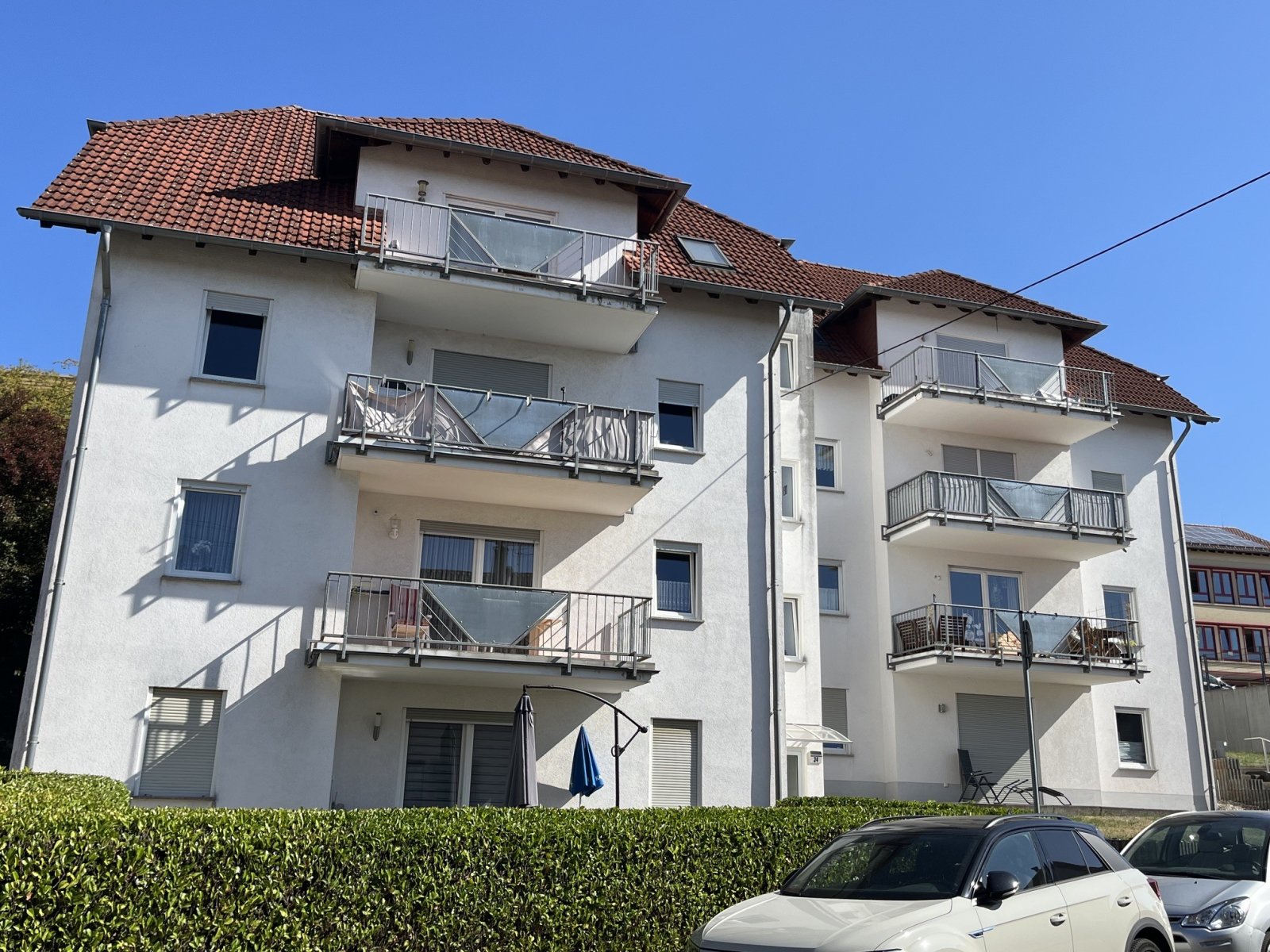 LEBACH : 2 ZKB - Wohnung mit Balkon und Stellplatz in Citynähe ! LEBACH : 2 ZKB - Wohnung mit Balkon und Stellplatz in Citynähe !