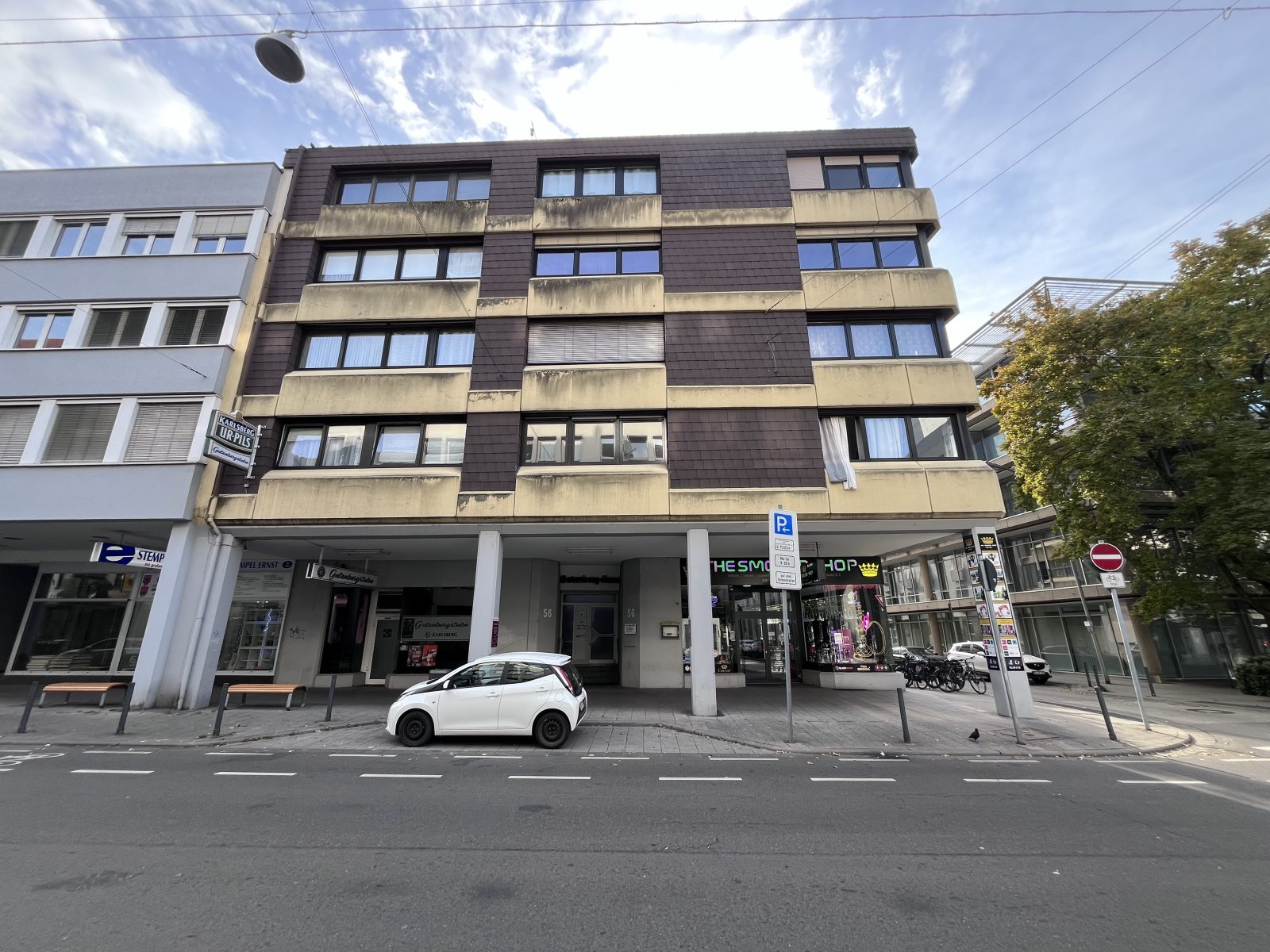Saarbrücken - CITY : Renoviertes 1 ZKB - APPARTEMENT mit neuem BAD! Saarbrücken - CITY : Renoviertes 1 ZKB - APPARTEMENT mit neuem BAD!
